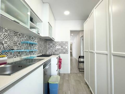 Apartamento T1 em Moscavide - Remodelado - 2º Andar
