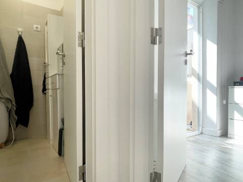 Apartamento T1 em Moscavide - Remodelado - 2º Andar