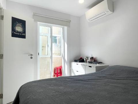 Apartamento T1 em Moscavide - Remodelado - 2º Andar