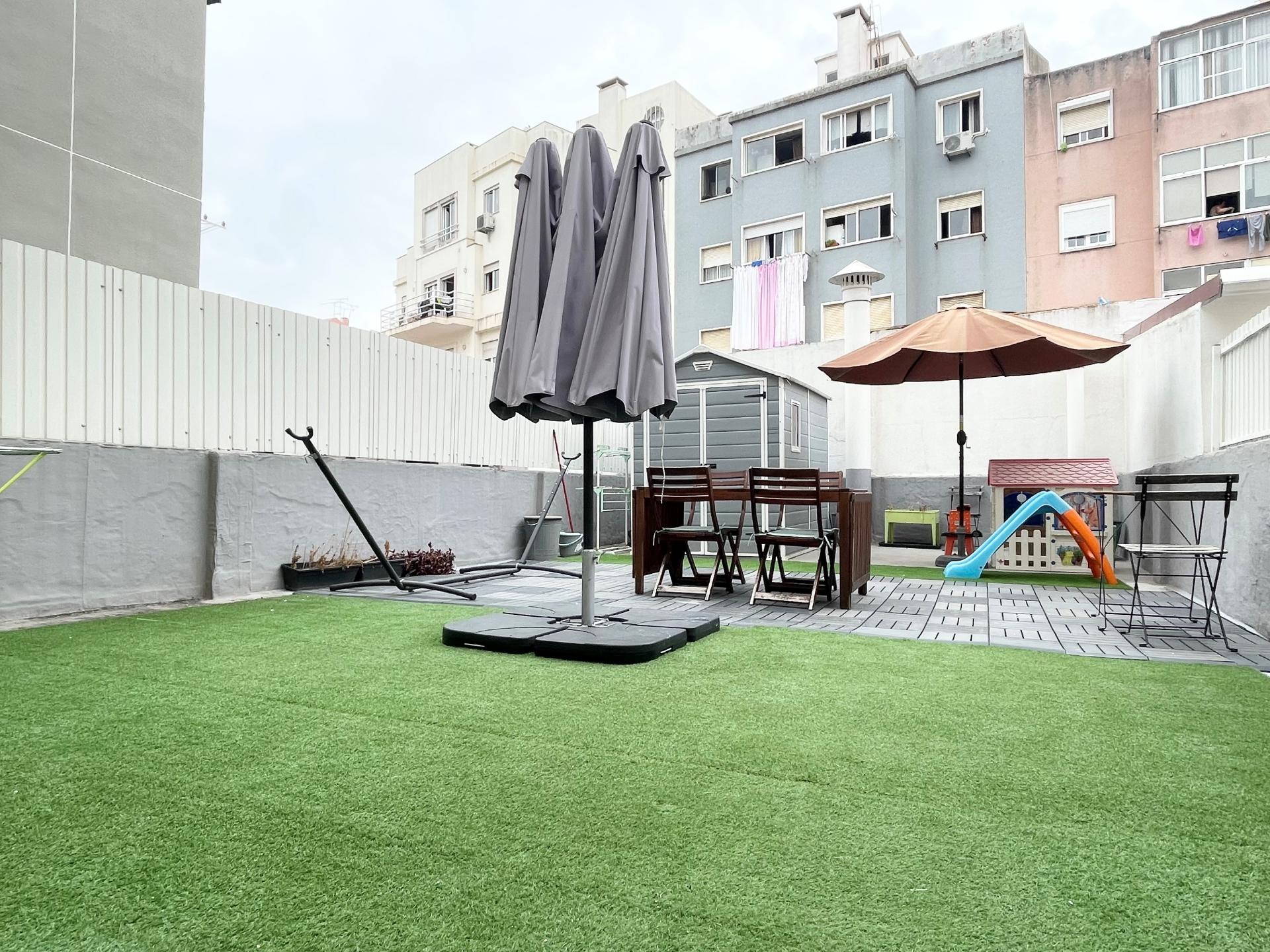 Apartamento T2 - Moscavide - Completamente Remodelado - TERRAÇO 60m2
