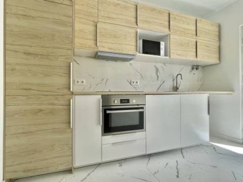 Apartamento T2 p/ Arrendar em Moscavide - RCH c/ TERRAÇO 50m2