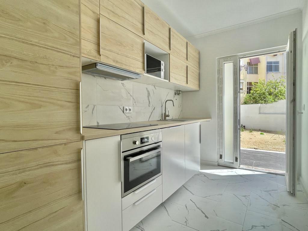 Apartamento T2 p/ Arrendar em Moscavide - RCH c/ TERRAÇO 50m2