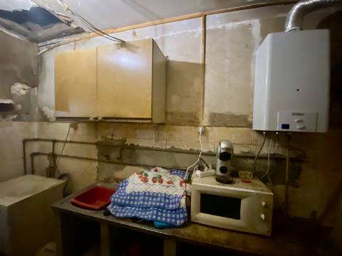 T1 - Moradia Geminada - Lisboa - INVESTIMENTO - Obras Totais