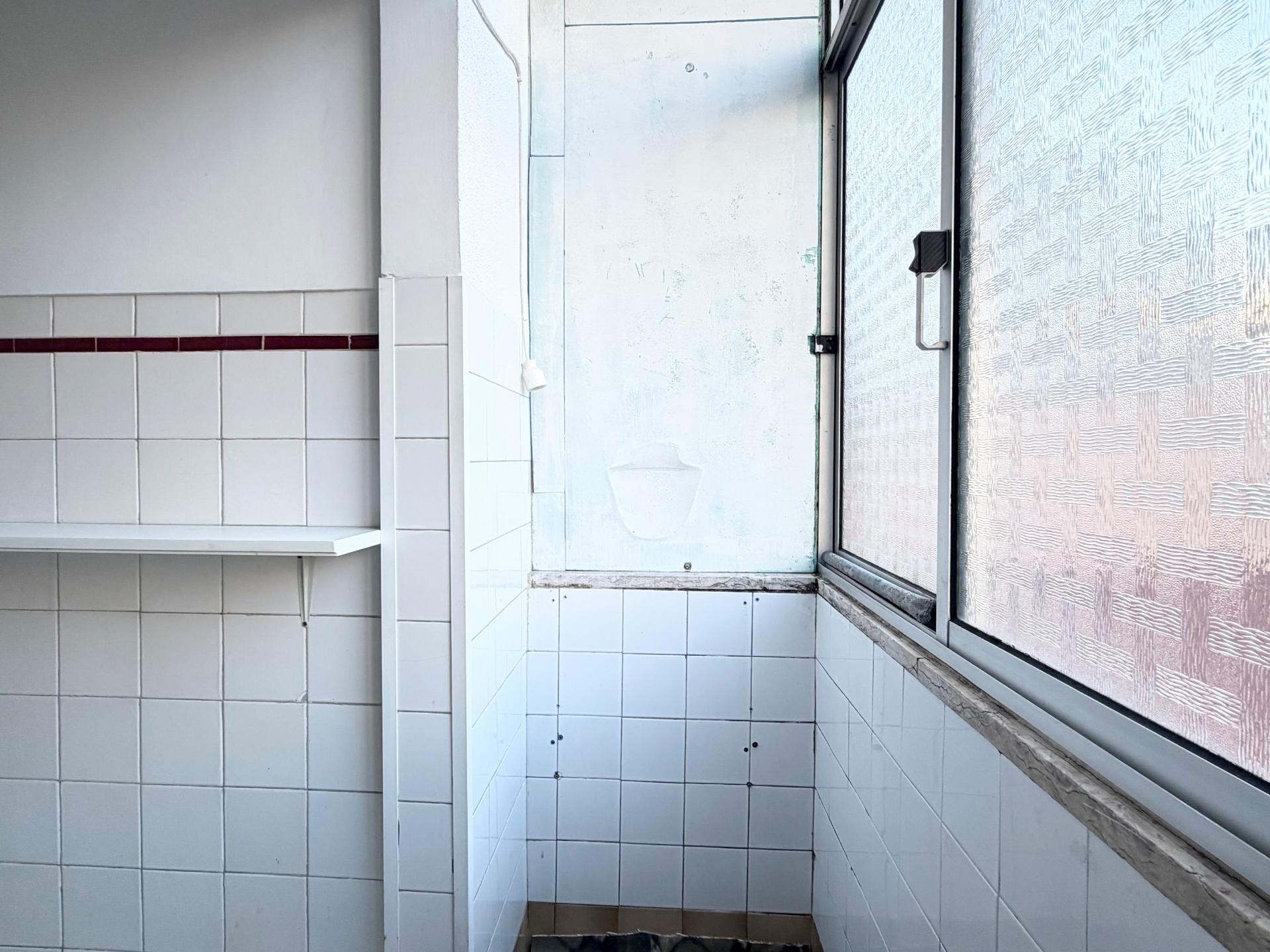 Apartamento T1 - Moscavide - 1º Andar - CENTRAL