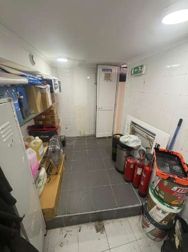 Av. Moscavide-Negócio para trespasse em Moscavide e Portela