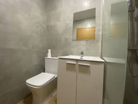 T2 em Moscavide p/ Arrendar - Varanda - 1º andar