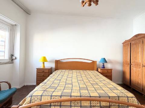 Apartamento T3 Lisboa em Arroios - 2º Andar - Equipado e Mobilado
