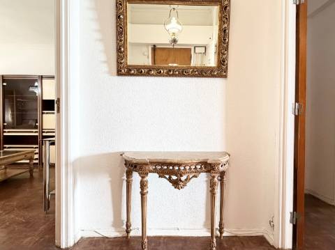 Apartamento T3 Lisboa em Arroios - 2º Andar - Equipado e Mobilado