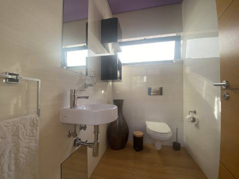 Loures - V4+1 Moradia c/ Piscina Privada - Varanda - Box + 2 parqueamentos