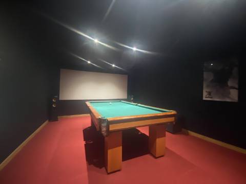 Loures - V4+1 Moradia c/ Piscina Privada - Varanda - Box + 2 parqueamentos