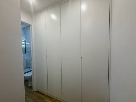 Apartamento p/ Venda - T2 - Barreiro - 2º andar - Central