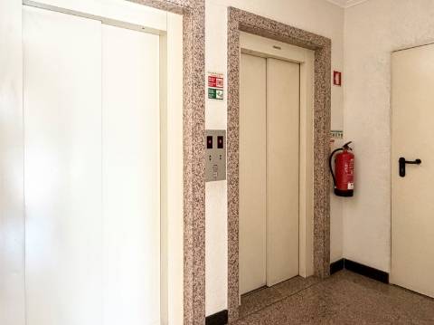 Apartamento T3 - Urb. Colinas do Cruzeiro - Excelente oportunidade