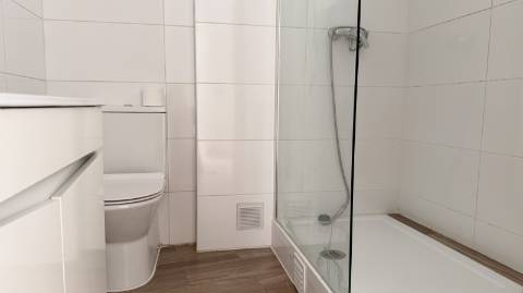 Apartamento T2 Moscavide - Central - Luminoso