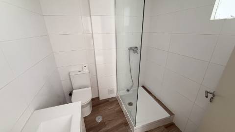 Apartamento T2 Moscavide - Central - Luminoso