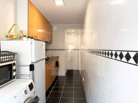 Apartamento T2 Moscavide - RCH ALTO - Remodelado