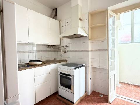 Apartamento T2 - Moscavide - junto à Universidade Europeia
