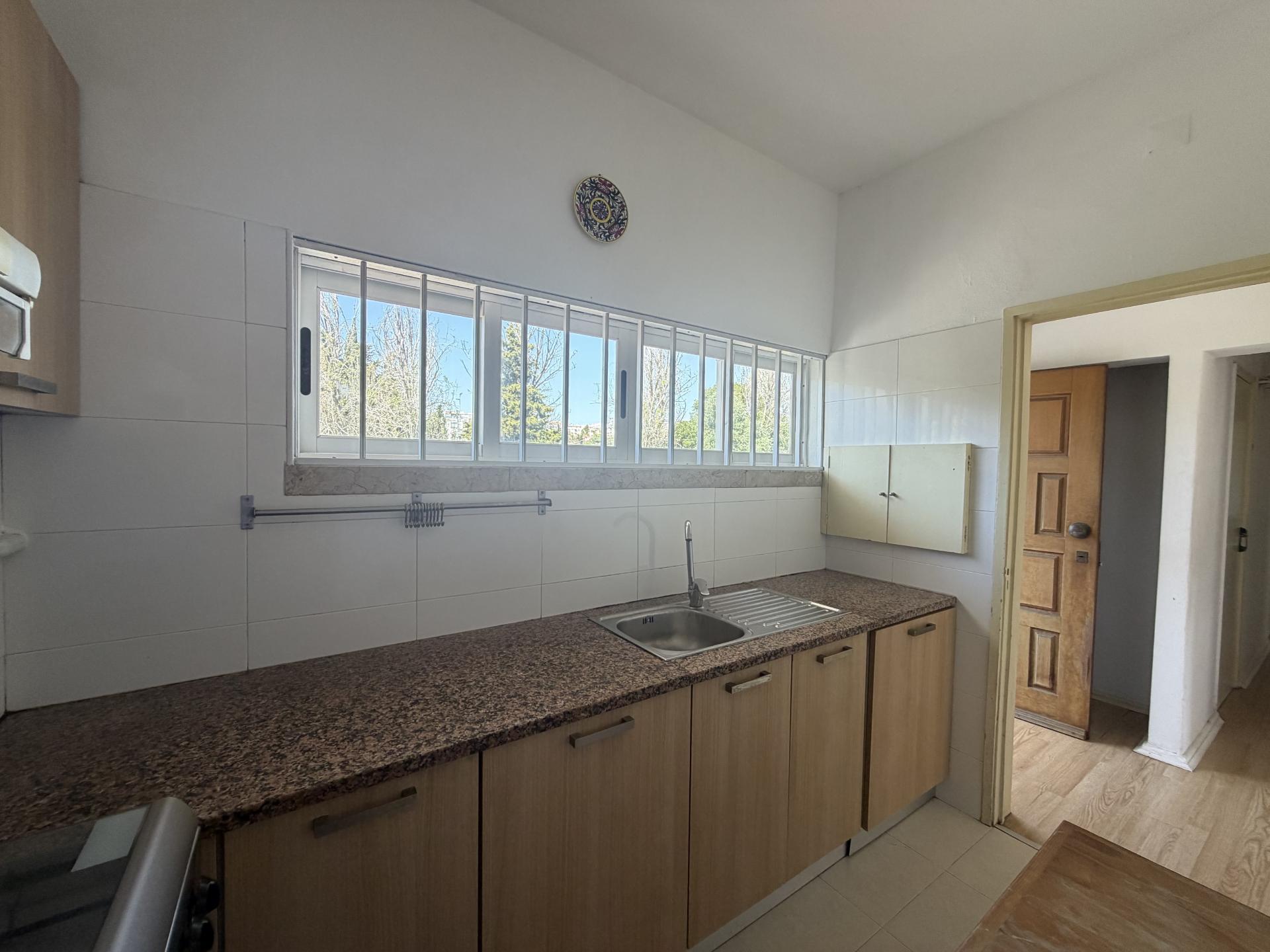 Apartamento T2 Bobadela - Bom estado - Varanda