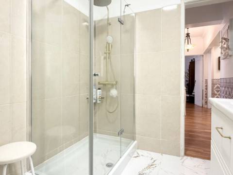 Apartamento T2 - Bobadela - c/ Parqueamento - Arrecadação