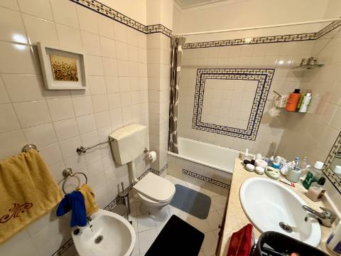 T2 - Sacavém - Quinta Património - Vista RIO - Arrecadação