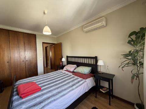 T2 - Sacavém - Quinta Património - Vista RIO - Arrecadação
