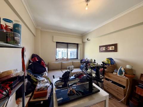 T2 - Sacavém - Quinta Património - Vista RIO - Arrecadação