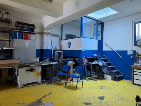 Armazém em Moscavide - Excelente espaço - CENTRAL