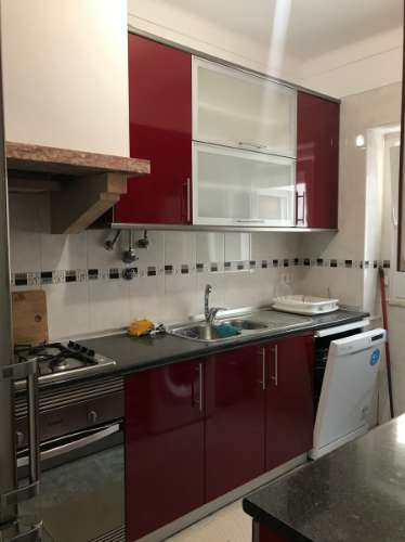 Arrenda-se QUARTO - Vila de Moscavide - junto à Universidade IADE - Metro