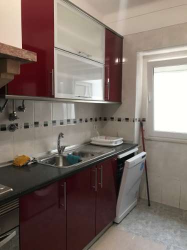 Arrenda-se Quarto - Moscavide - junto à Universidade Europeia
