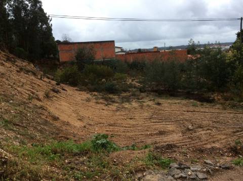 Terreno Exelente para o mercado de apartamentos ou moradias