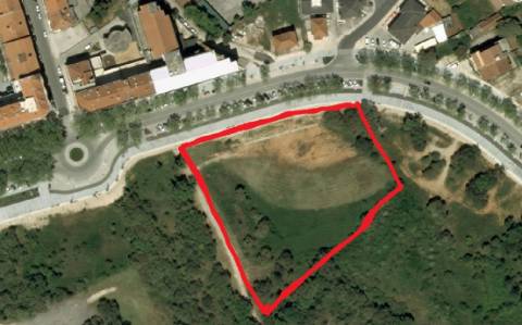 Terreno a 100mts do Santuário de Fatima com possibiliadade de construção de um Hotel ou Apartamentos