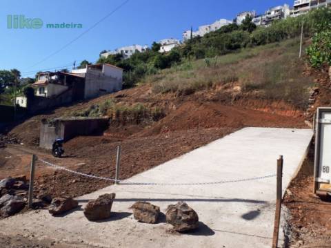 TERRENO SANTO ANTÓNIO