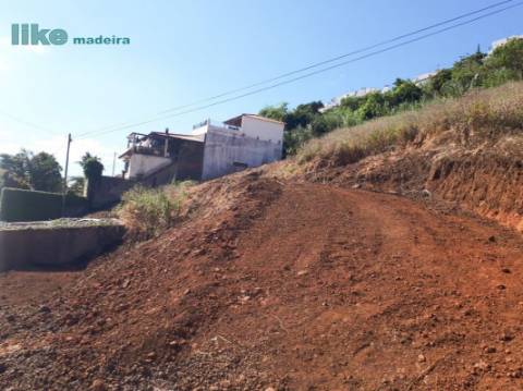 TERRENO SANTO ANTÓNIO