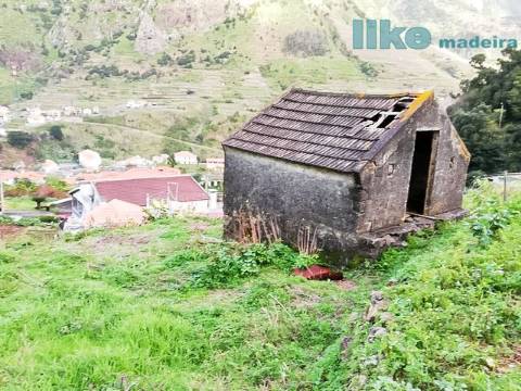 TERRENO DA CALÇADA - S. VICENTE