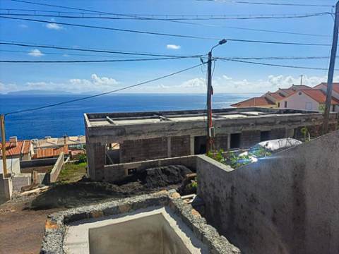 MORADIA POENTE DA MORENA