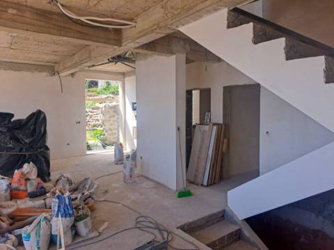 MORADIA POENTE DA MORENA