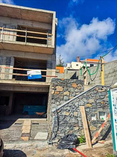 MORADIA NASCENTE DA MORENA