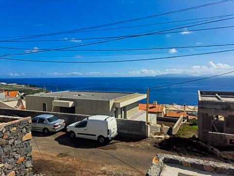 MORADIA NASCENTE DA MORENA