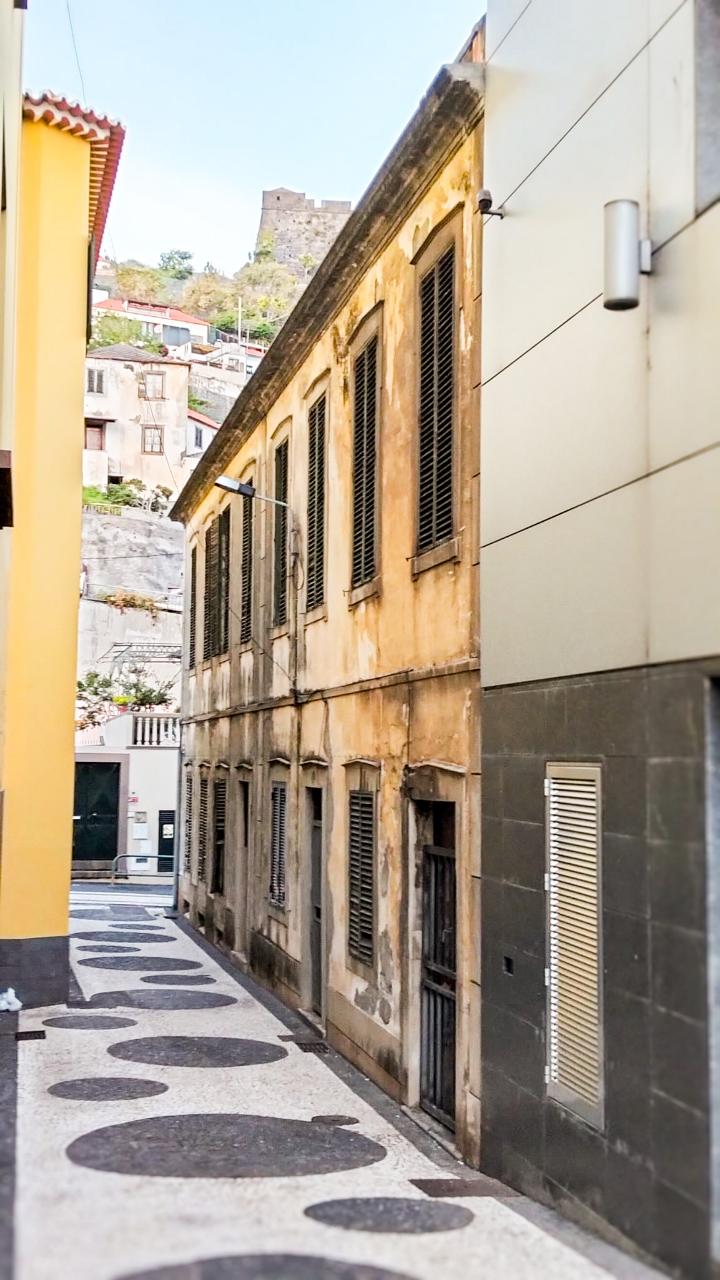 PRÉDIO FUNCHAL