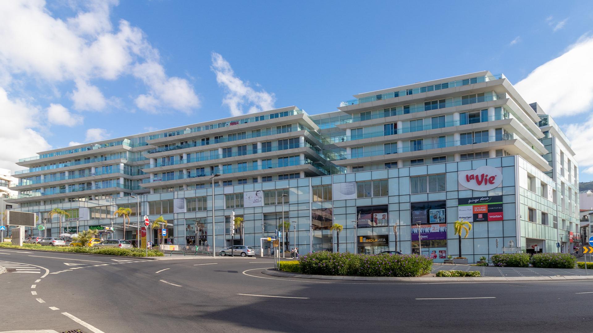 APARTAMENTO T4 'FUNCHAL CENTRUM'