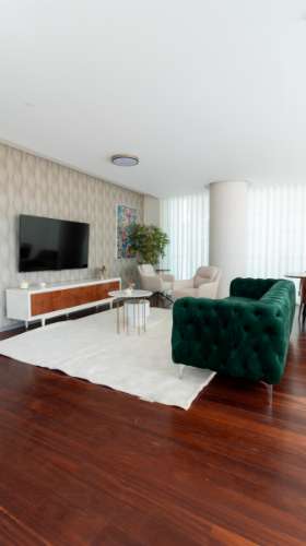 APARTAMENTO T4 'FUNCHAL CENTRUM'