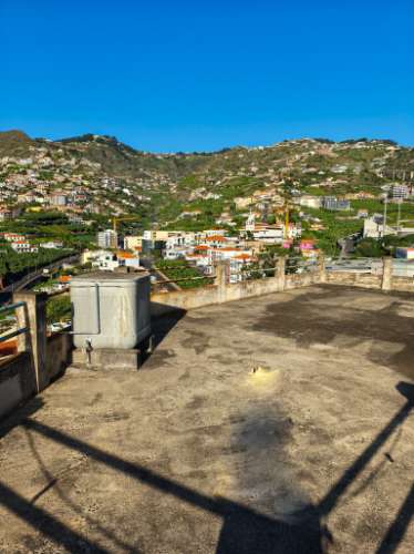 APARTAMENTO T1 CÂMARA DE LOBOS