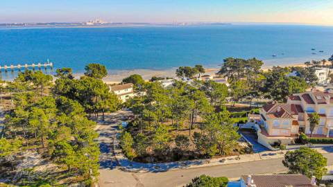 Moradia Geminada, Urbanização de Soltroia, carvalhal