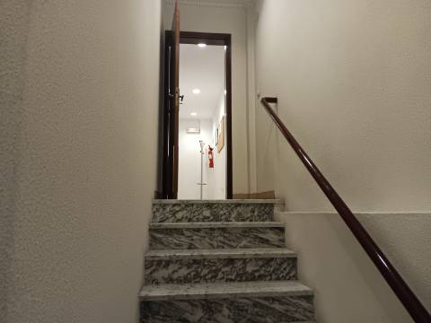 Loja, Jaime Cortesão, Setúbal