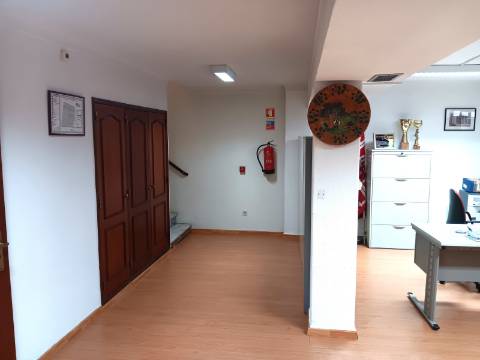 Loja, Jaime Cortesão, Setúbal