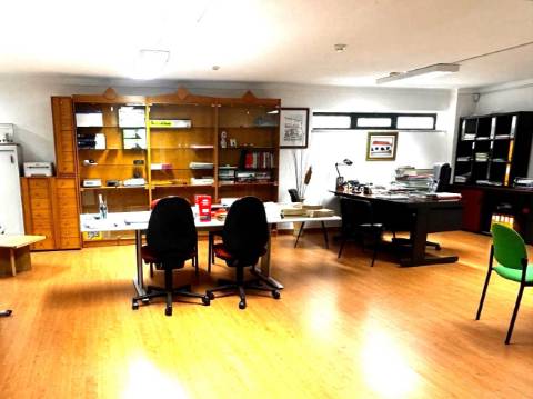 Loja, Jaime Cortesão, Setúbal