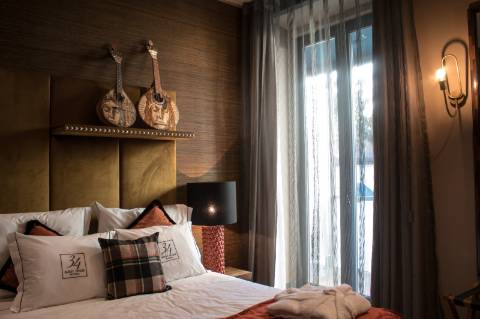 Predio, GustHouse, Combatentes, Setubal