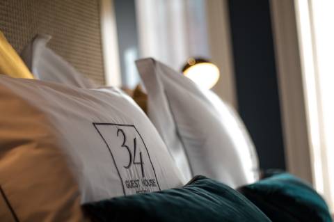 Predio, GustHouse, Combatentes, Setubal