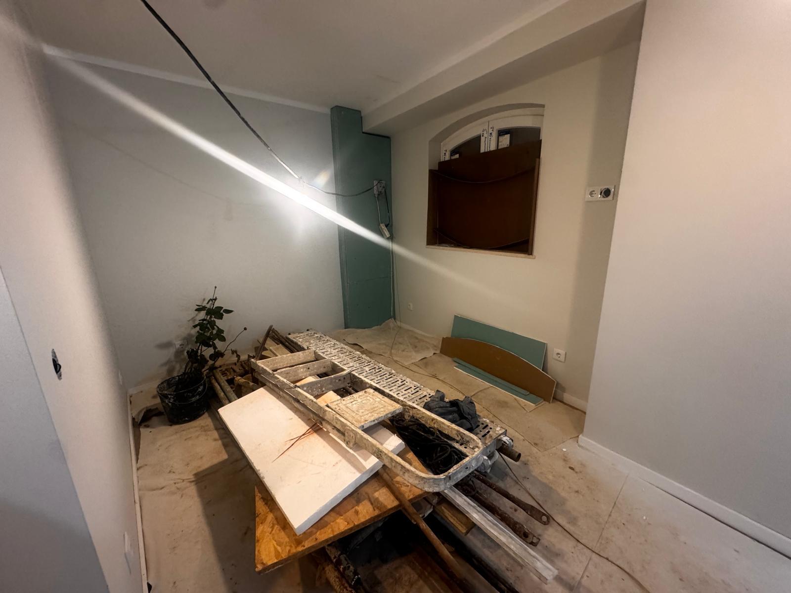 Apartamento T0, Combatentes, Setúbal