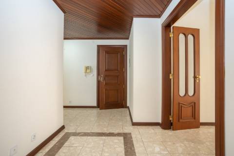 Apartamento T3, Aranguês, Setúbal