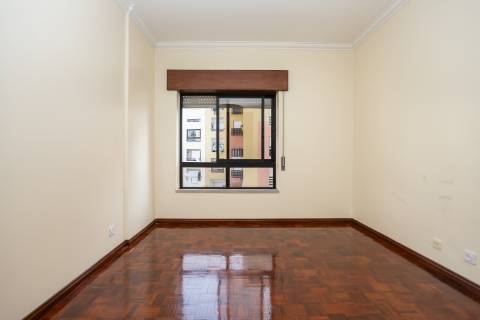 Apartamento T3, Aranguês, Setúbal